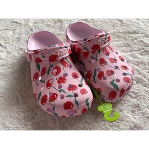 Crocs Classic Fresh Fruits Cherry Cherries Pink Clog 211008-6ZW Women’s Sz 7 NEW